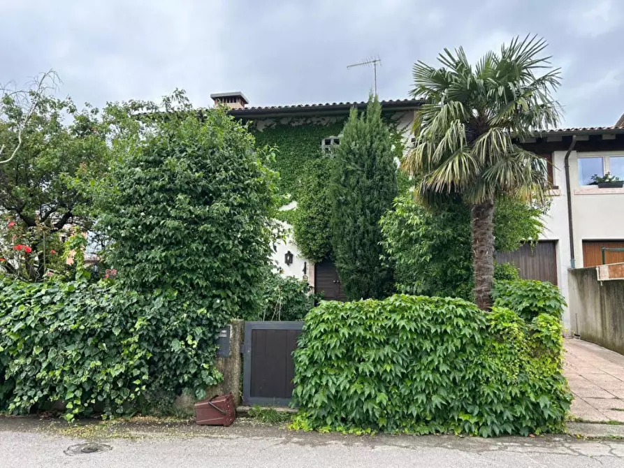 Immagine 2 di Appartamento in vendita  in Via Monte Spinoncia, 48, 36061 Bassano del Grappa VI, Italia a Bassano Del Grappa