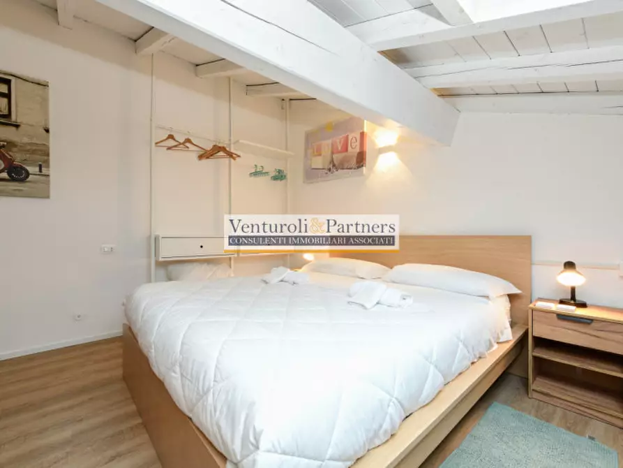 Immagine 10 di Appartamento in vendita  in Via Giuseppe Garibaldi a Desenzano Del Garda