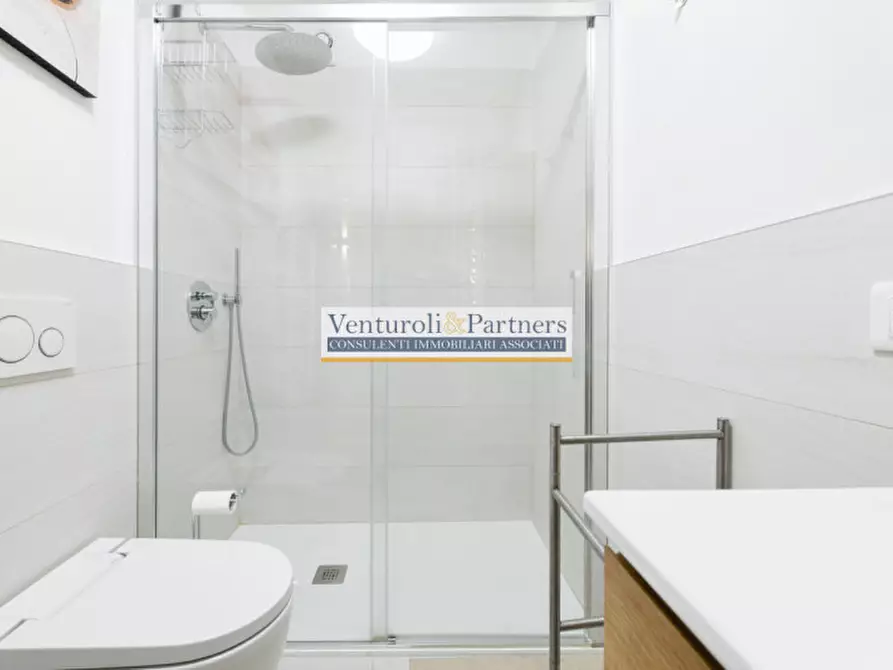 Immagine 14 di Appartamento in vendita  in Via Giuseppe Garibaldi a Desenzano Del Garda