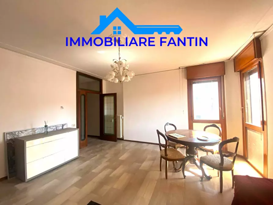 Immagine 1 di Appartamento in affitto  in Viale Luzzati a Treviso