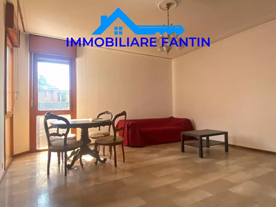 Immagine 3 di Appartamento in affitto  in Viale Luzzati a Treviso
