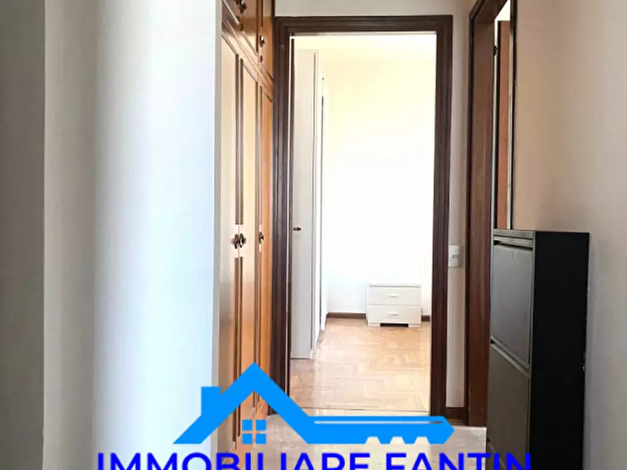 Immagine 15 di Appartamento in affitto  in Viale Luzzati a Treviso