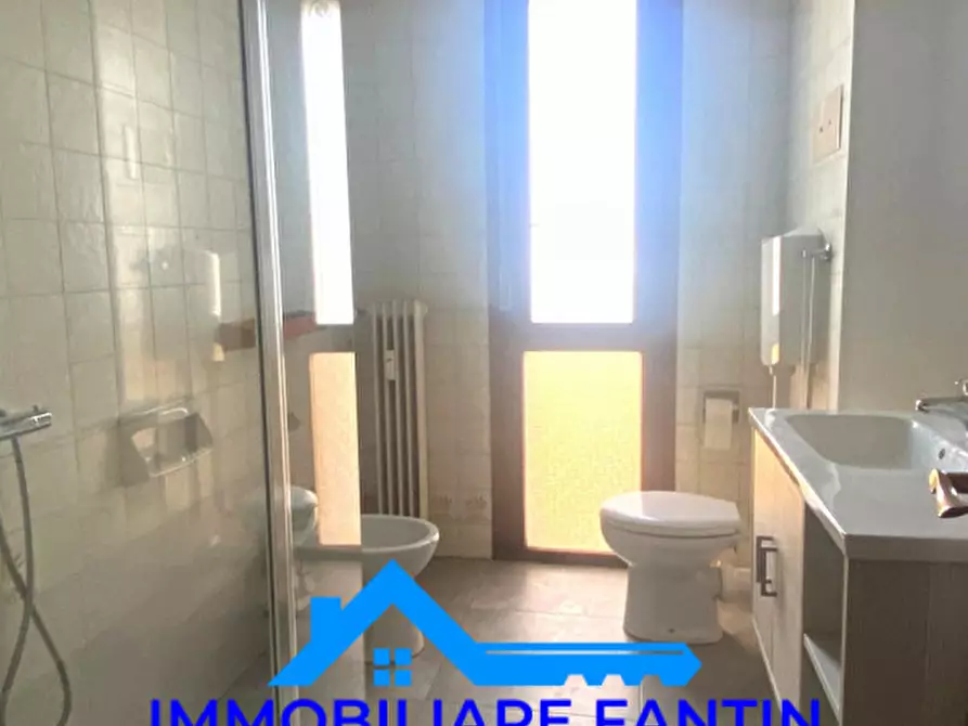 Immagine 22 di Appartamento in affitto  in Viale Luzzati a Treviso
