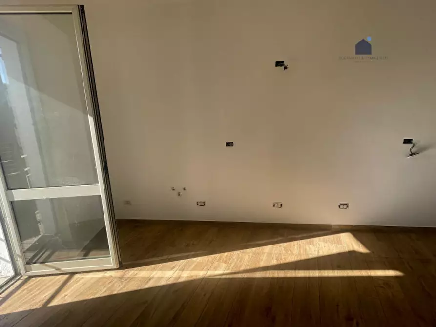 Immagine 4 di Casa indipendente in vendita  in via san rocco a Manerba Del Garda