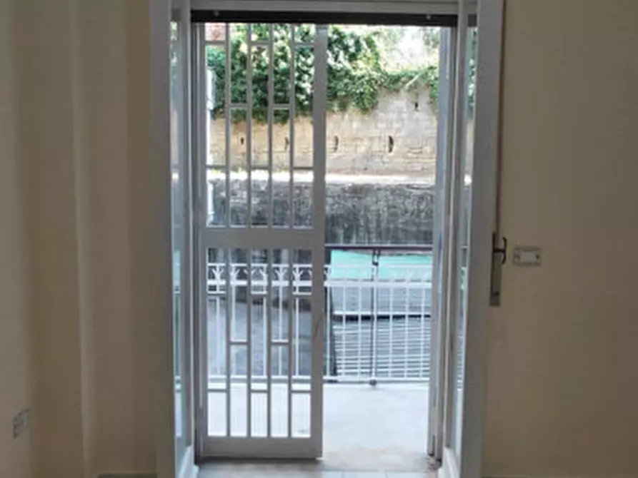 Immagine 17 di Appartamento in affitto  in Via Domenico Fontana 137 a Napoli