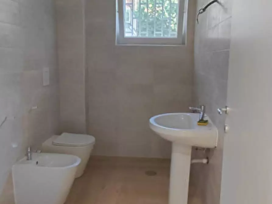 Immagine 22 di Appartamento in affitto  in Via Domenico Fontana 137 a Napoli