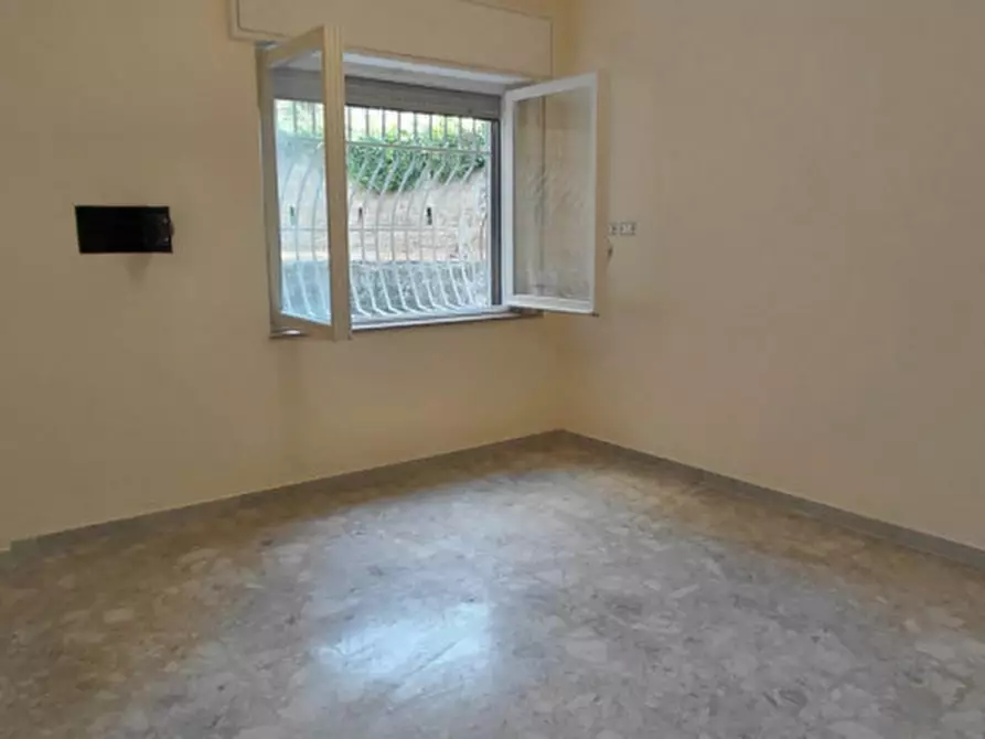 Immagine 25 di Appartamento in affitto  in Via Domenico Fontana 137 a Napoli