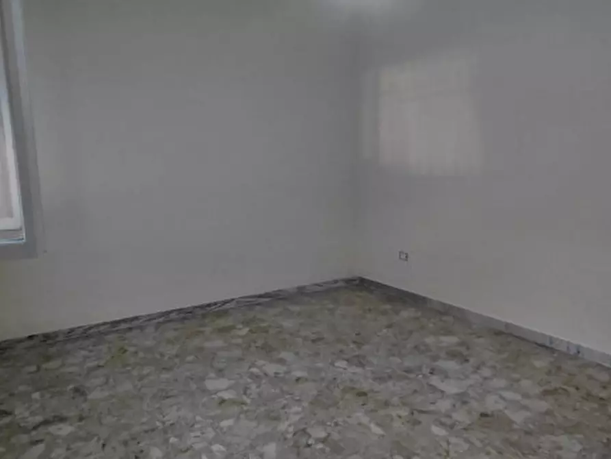 Immagine 27 di Appartamento in affitto  in Via Domenico Fontana 137 a Napoli