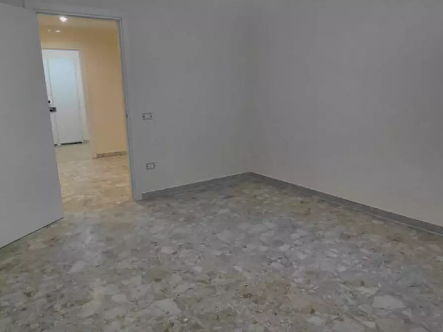 Immagine 28 di Appartamento in affitto  in Via Domenico Fontana 137 a Napoli