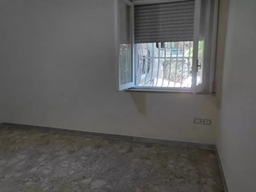 Immagine 29 di Appartamento in affitto  in Via Domenico Fontana 137 a Napoli