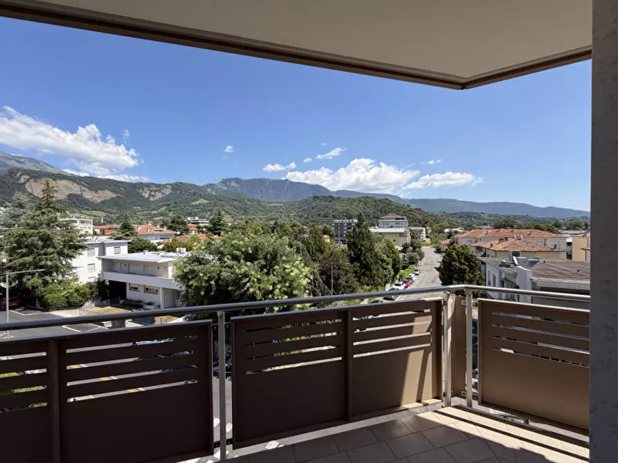 Immagine 8 di Appartamento in affitto  in Via Divisione Nannetti n. 120 a Vittorio Veneto