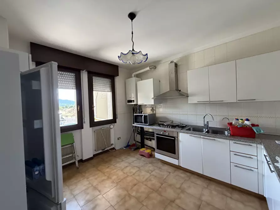 Immagine 9 di Appartamento in affitto  in Via Divisione Nannetti n. 120 a Vittorio Veneto