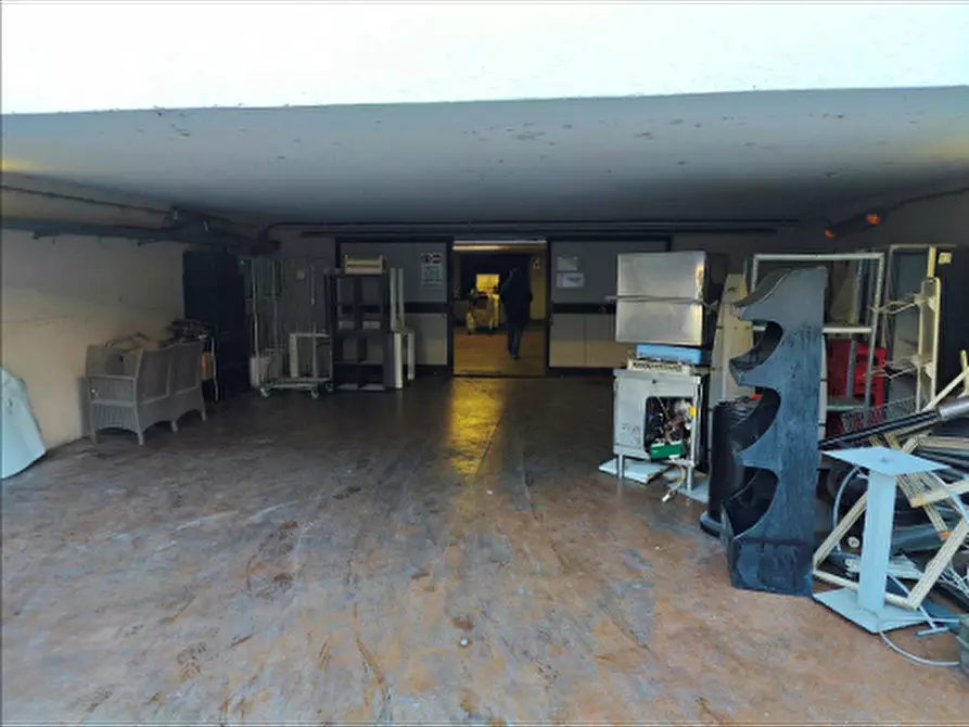 Immagine 5 di Appartamento in vendita  in Via Venezia 37 a Peschiera Del Garda
