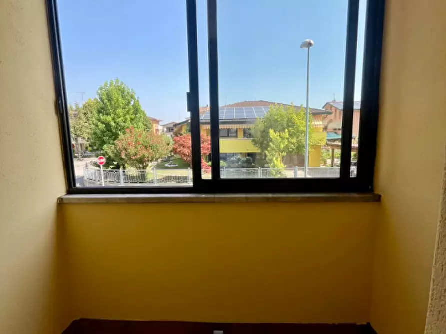 Immagine 10 di Appartamento in vendita  in Via Enrico Fermi a Due Carrare