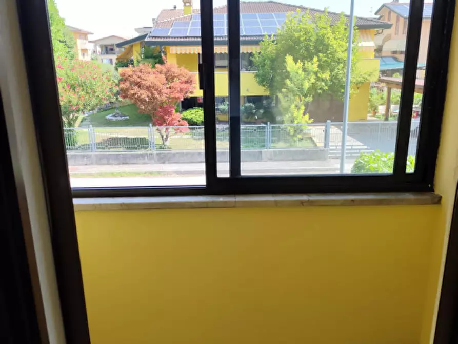 Immagine 11 di Appartamento in vendita  in Via Enrico Fermi a Due Carrare