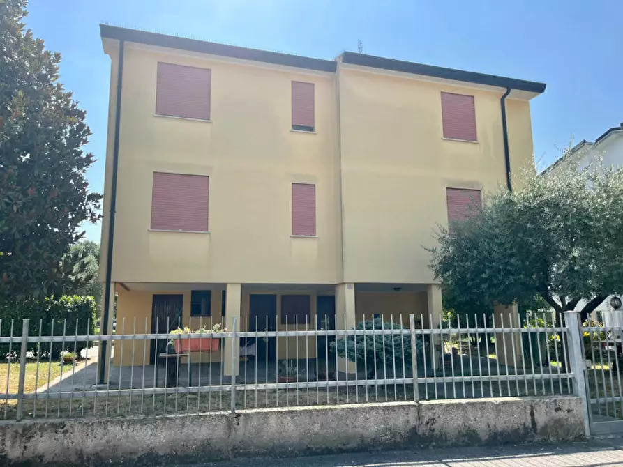 Immagine 23 di Appartamento in vendita  in Via Enrico Fermi a Due Carrare