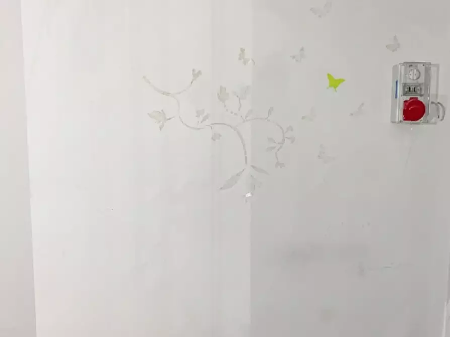 Immagine 7 di Negozio in vendita  in Via Aldo Bartocci a Terni
