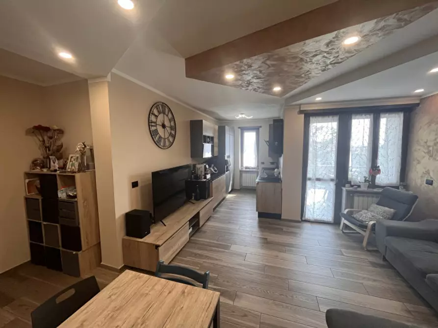 Immagine 12 di Appartamento in vendita  in Via Uligini, 17 a Rivarolo Canavese
