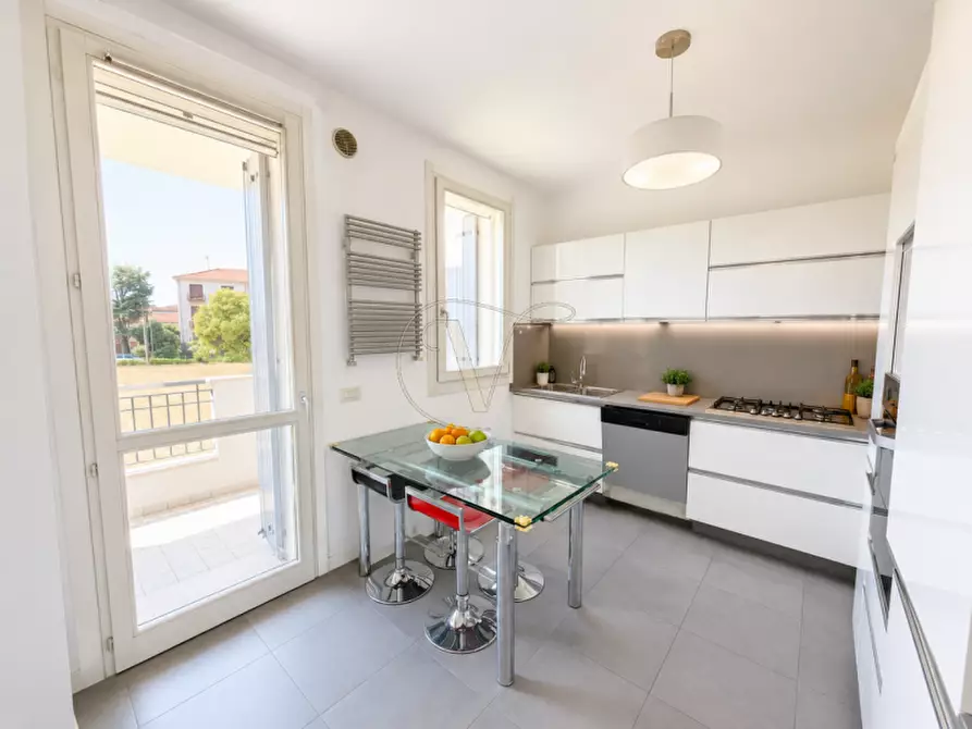 Immagine 2 di Appartamento in vendita  in Via Jacopo Crescini 76 Padova a Padova