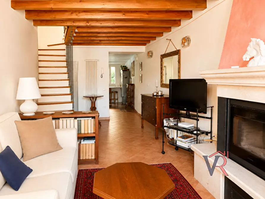 Immagine 5 di Villetta a schiera in vendita  in Via Benamati a Toscolano-Maderno