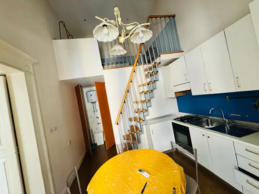 Immagine 2 di Appartamento in affitto  in Via Duomo 163 a Napoli