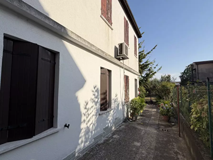 Immagine 2 di Villetta a schiera in vendita  in Albignasego Vicolo Meucci 11 a Albignasego