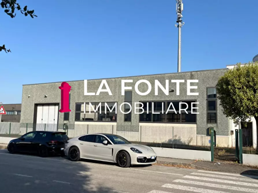 Immagine 2 di Capannone industriale in vendita  in viale del Lavoro a Vigodarzere