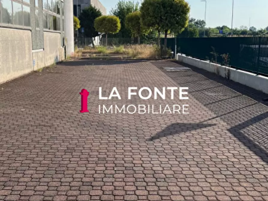 Immagine 9 di Capannone industriale in vendita  in viale del Lavoro a Vigodarzere