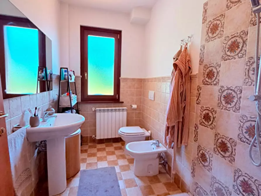 Immagine 13 di Casa trifamiliare in vendita  in via frascati a Rocca Di Papa