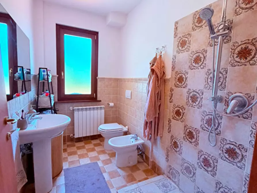 Immagine 17 di Casa trifamiliare in vendita  in via frascati a Rocca Di Papa