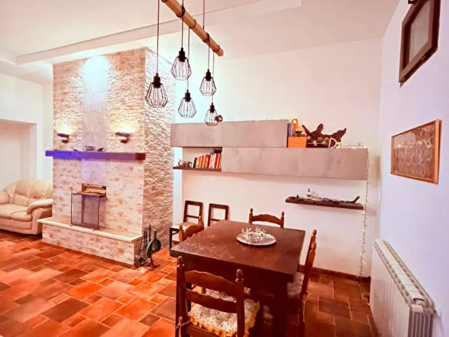 Immagine 27 di Casa trifamiliare in vendita  in via frascati a Rocca Di Papa