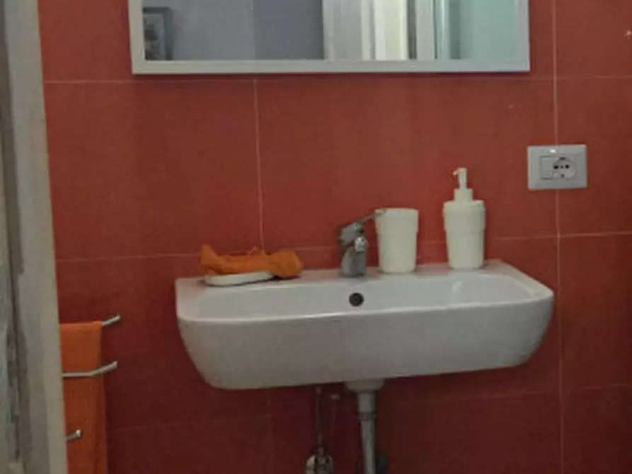 Immagine 9 di Appartamento in affitto  in Corso Meridionale 37 a Napoli
