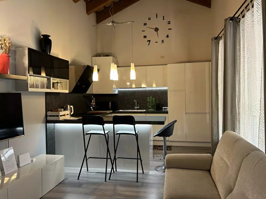 Immagine 6 di Appartamento in vendita  in Via Pionara a Venezia