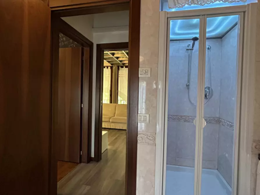 Immagine 20 di Appartamento in vendita  in Via Pionara a Venezia