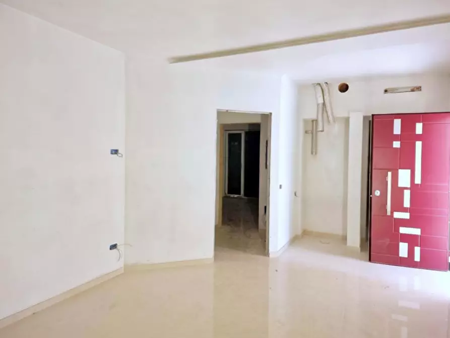 Immagine 1 di Casa indipendente in vendita  in VIA TIVARONI a Padova