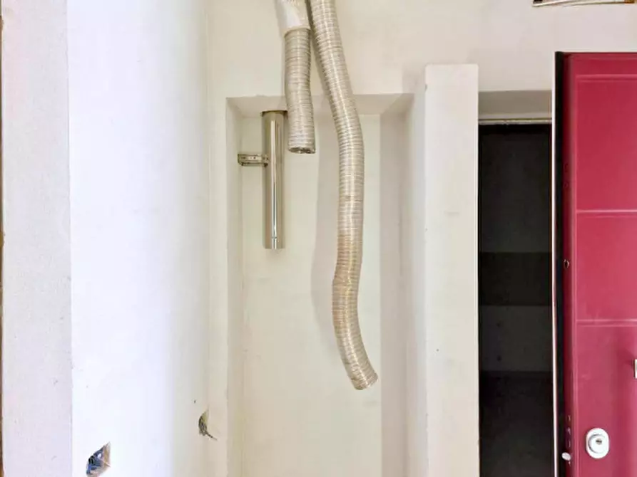 Immagine 10 di Casa indipendente in vendita  in VIA TIVARONI a Padova