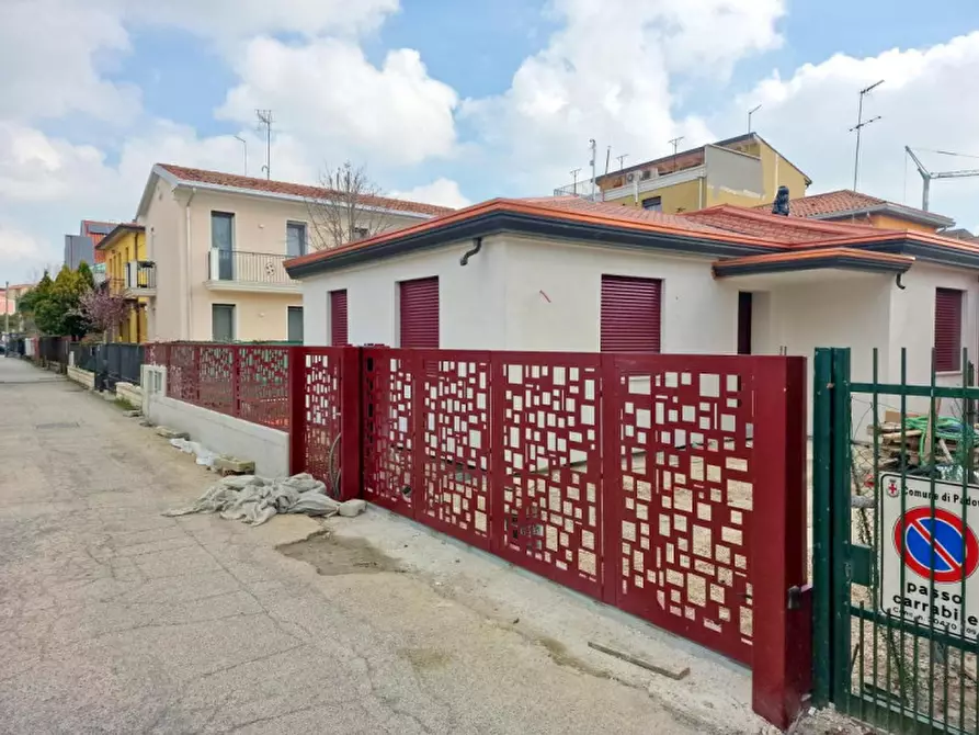 Immagine 31 di Casa indipendente in vendita  in VIA TIVARONI a Padova
