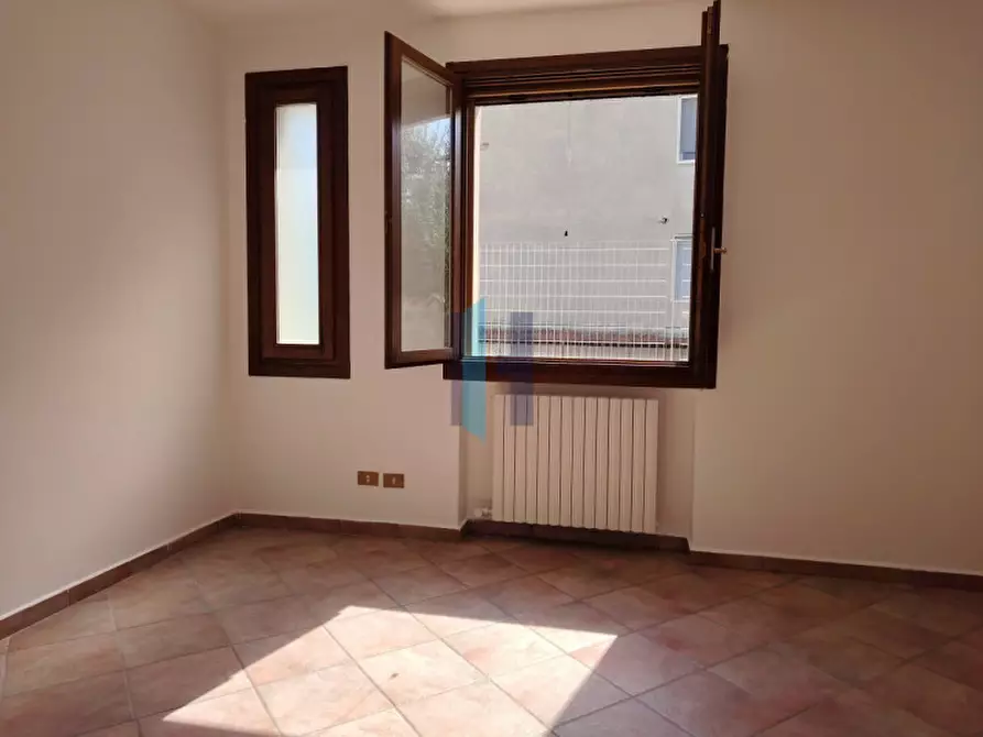 Immagine 13 di Appartamento in vendita  a Rovato