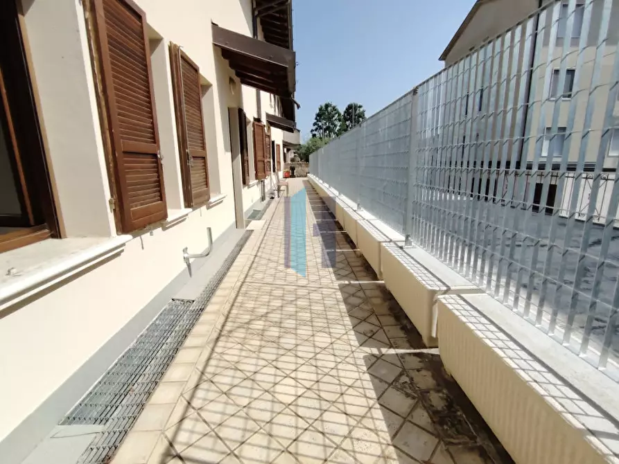 Immagine 19 di Appartamento in vendita  a Rovato