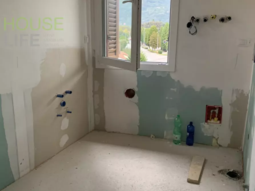 Immagine 9 di Appartamento in vendita  in VIA FACCIN a Schio