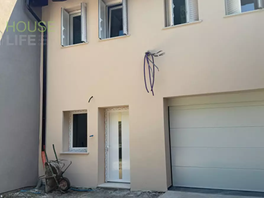Immagine 3 di Villetta a schiera in vendita  in via Pianezza a Schio