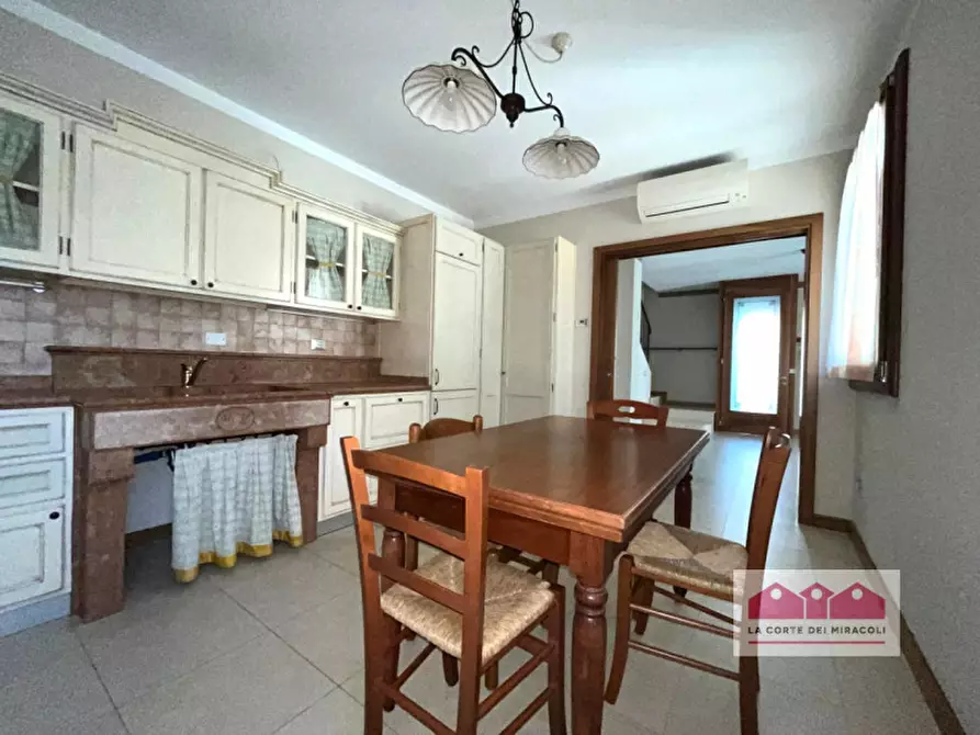 Immagine 16 di Casa bifamiliare in affitto  in Viale giuseppe mazzini 130 dueville a Dueville