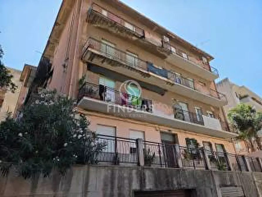 Immagine 21 di Appartamento in vendita  in via trabocchetto 1 18 a Reggio Di Calabria