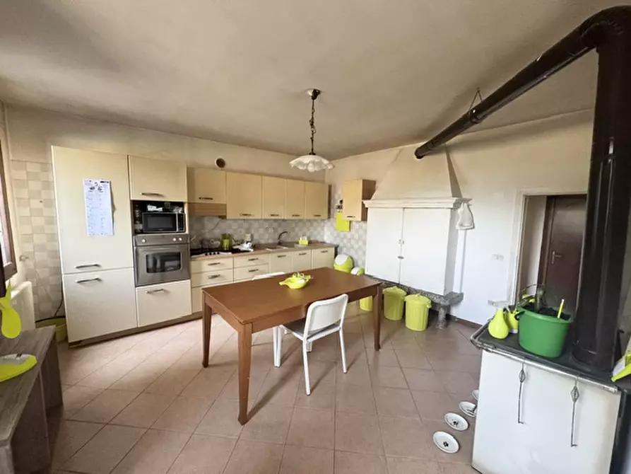 Immagine 5 di Rustico / casale in vendita  a Rovolon