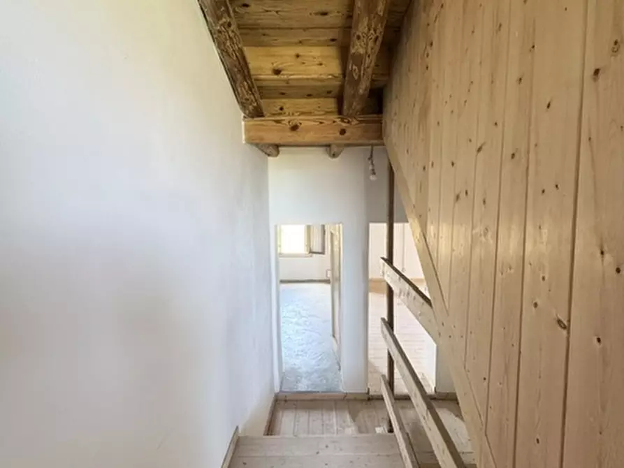 Immagine 10 di Rustico / casale in vendita  a Rovolon