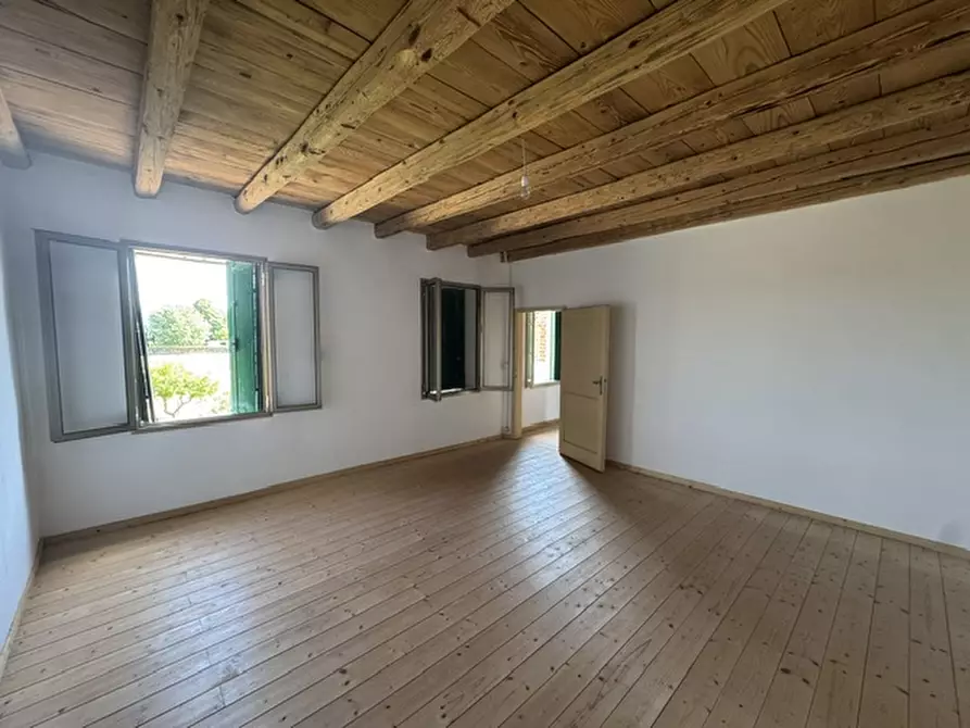 Immagine 12 di Rustico / casale in vendita  a Rovolon