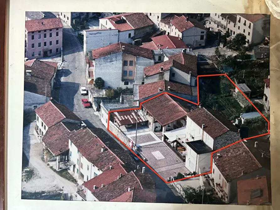 Immagine 1 di Palazzo in vendita  in VIA LESINA DI SOPRA a Santorso