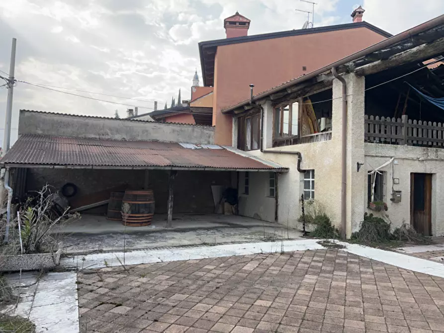 Immagine 2 di Palazzo in vendita  in VIA LESINA DI SOPRA a Santorso