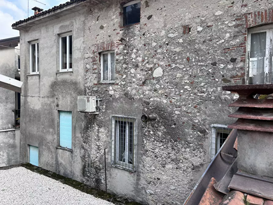 Immagine 7 di Palazzo in vendita  in VIA LESINA DI SOPRA a Santorso
