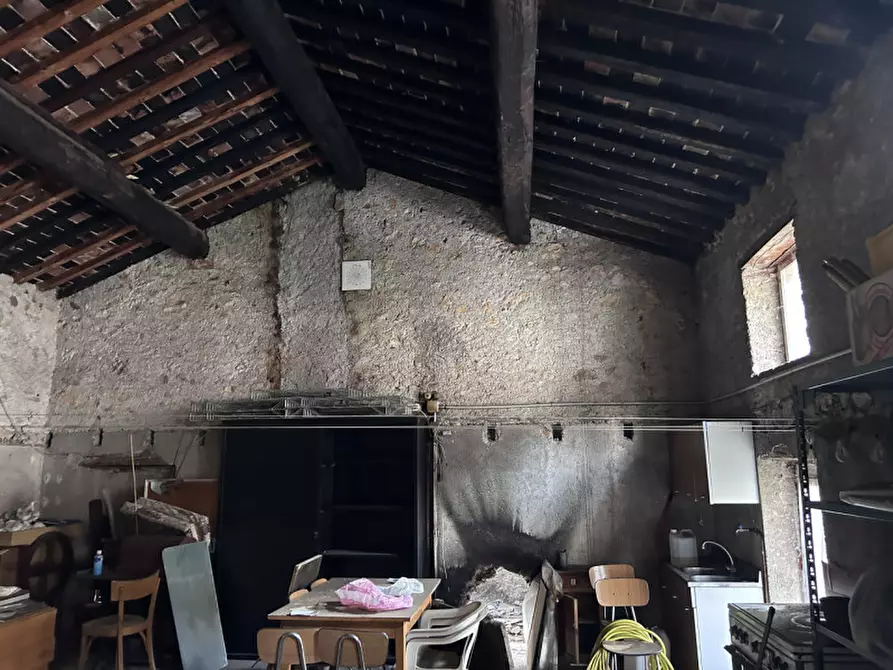 Immagine 14 di Palazzo in vendita  in VIA LESINA DI SOPRA a Santorso